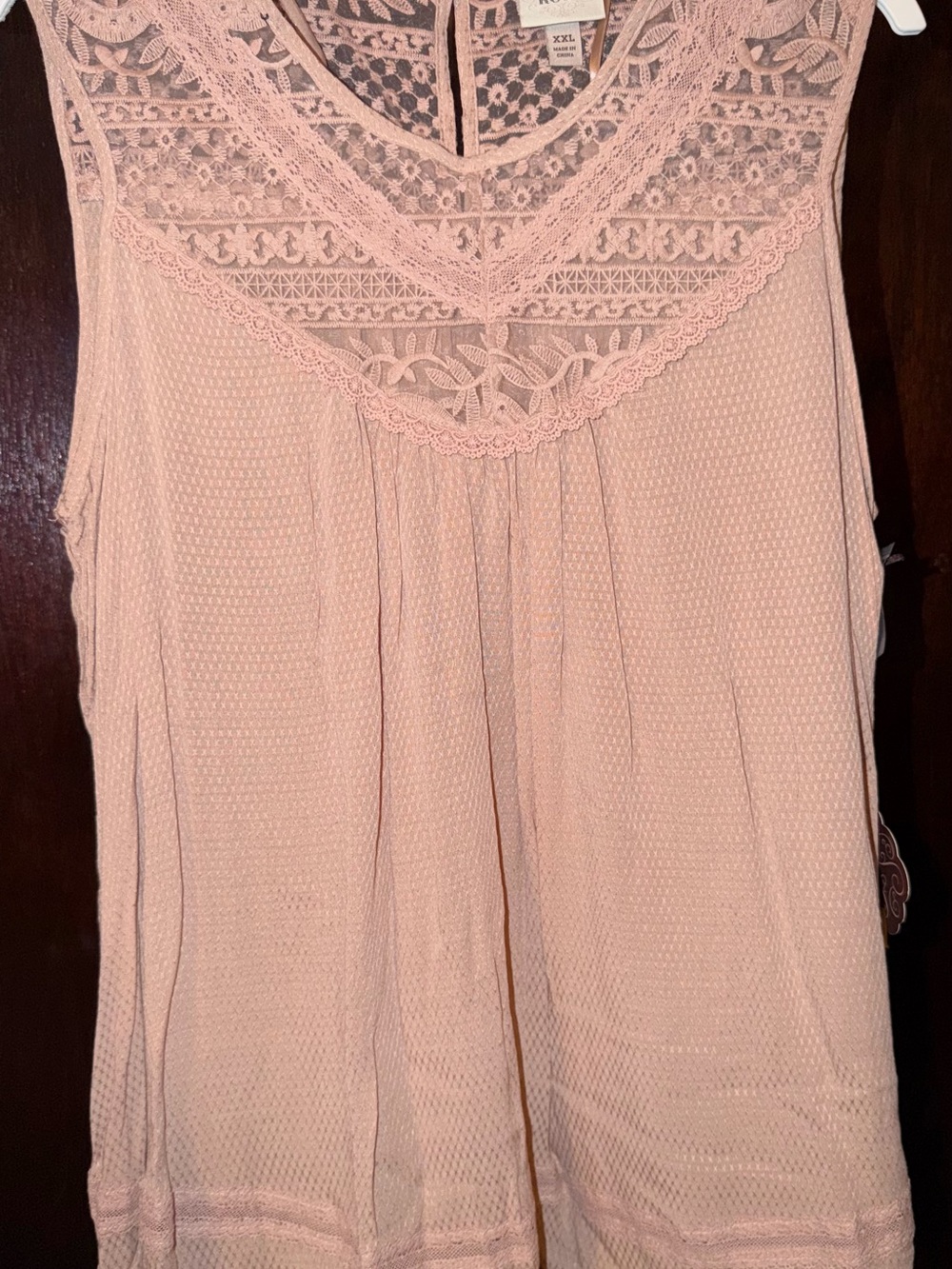 Knox Rose Lace Yoke Tank Top in Blush